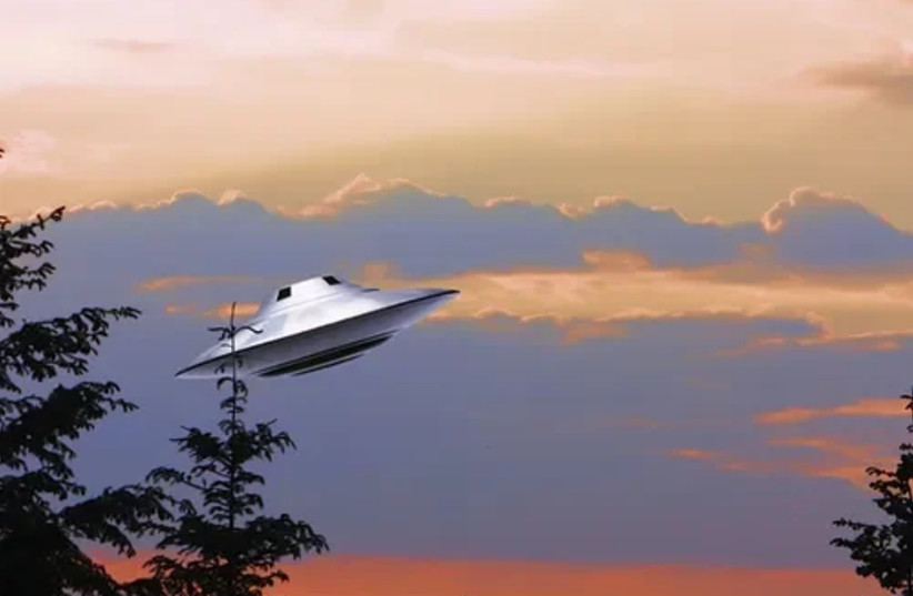  UFO (illustrative). (credit: RAWPIXEL)